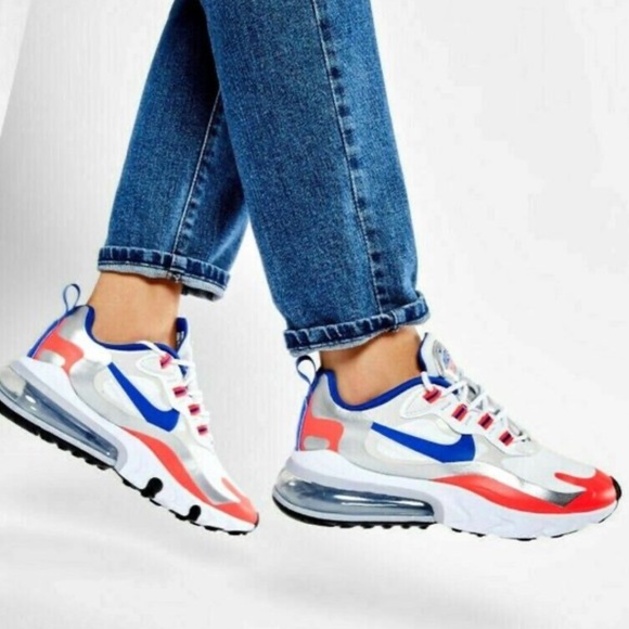 Nike Shoes - NEW Nike Air Max 270 React 'Knicks